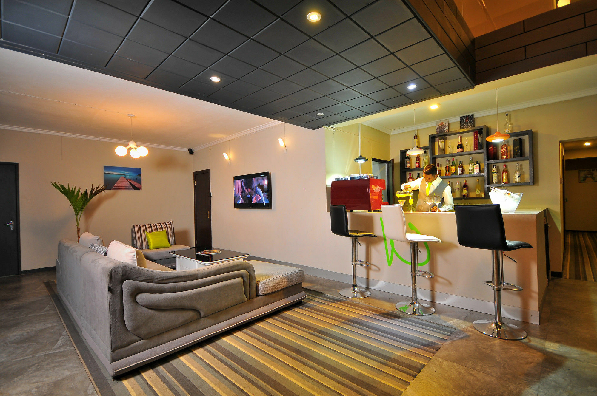 West Palm Inn Flic en Flac Bagian luar foto